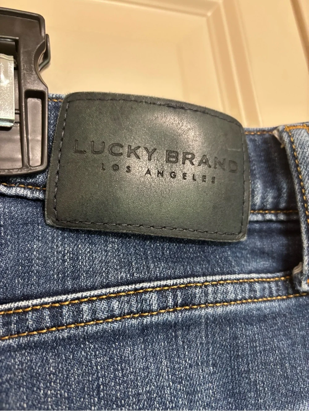 Lucky Brand black label Men's Straight Dark Wash Jeans